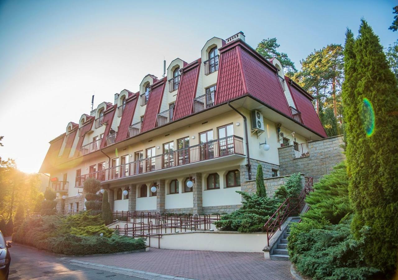 Hotel Ośrodek Szkoleniowo Wypoczynkowy ROŻNÓW Exterior foto